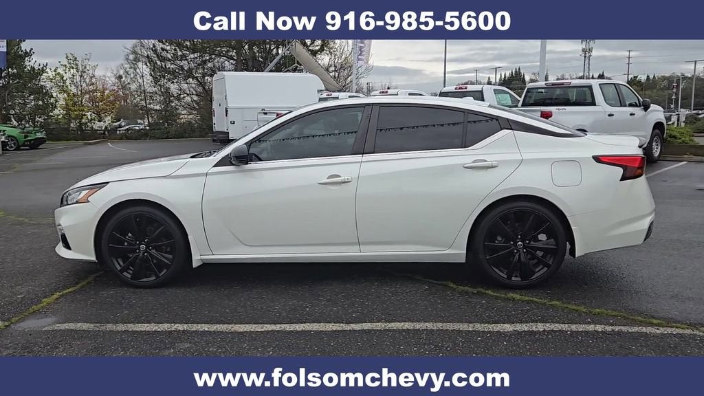 2022 Nissan Altima SR FWD