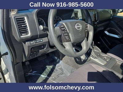 2024 Nissan Frontier Crew Cab SV 4x4