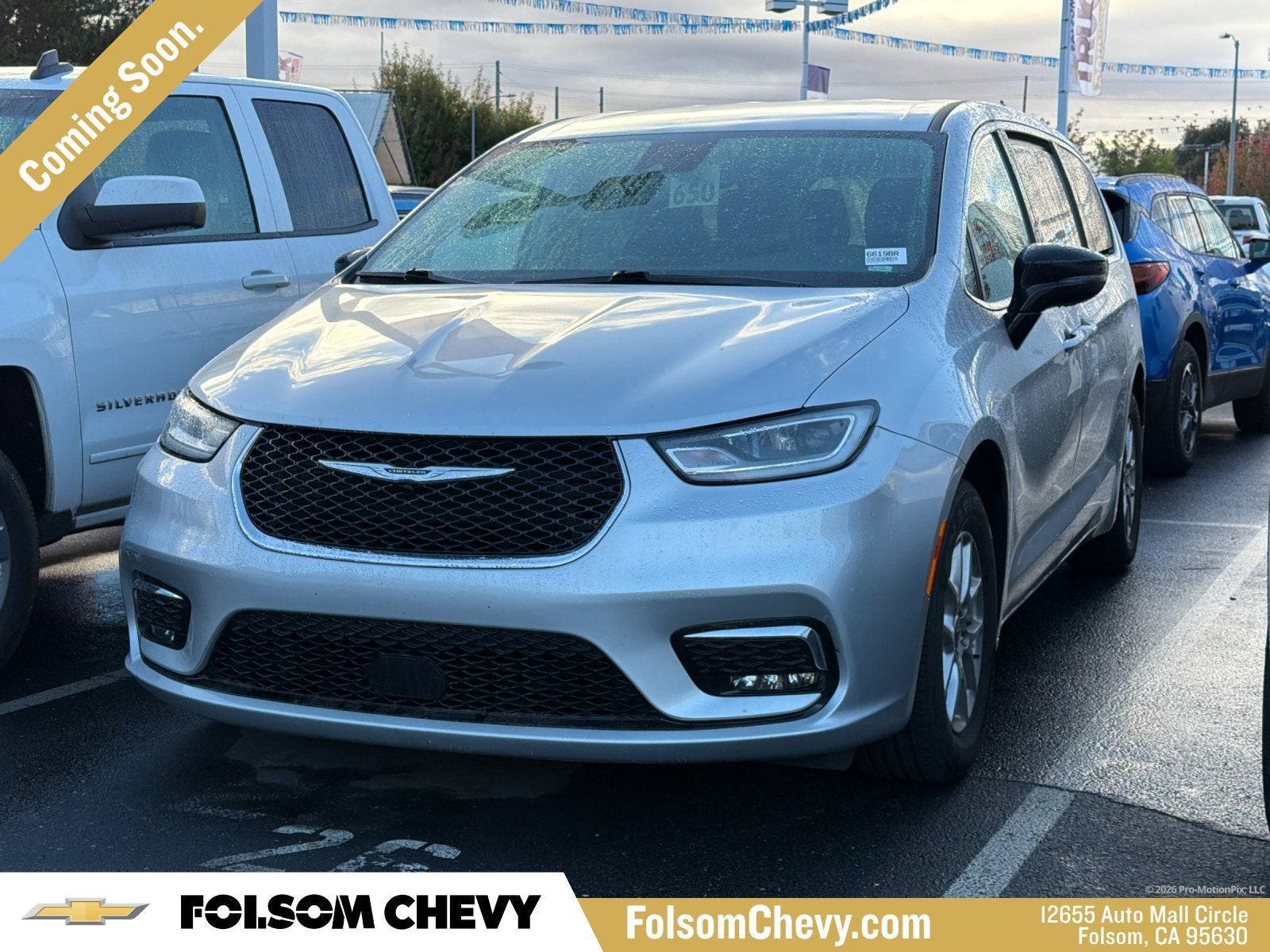 2024 Chrysler Pacifica Touring L