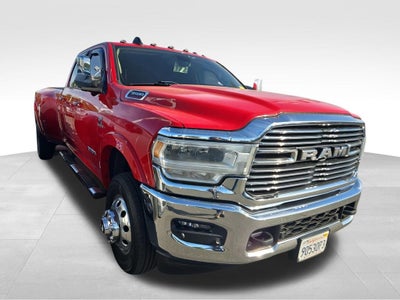 2020 RAM 3500 Laramie Crew Cab 4x4 8' Box