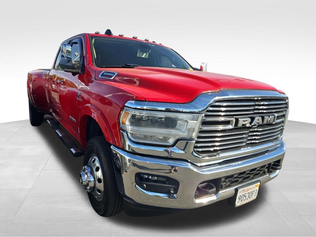 2020 RAM 3500 Laramie Crew Cab 4x4 8' Box
