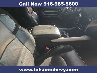 2020 RAM 3500 Laramie Crew Cab 4x4 8' Box