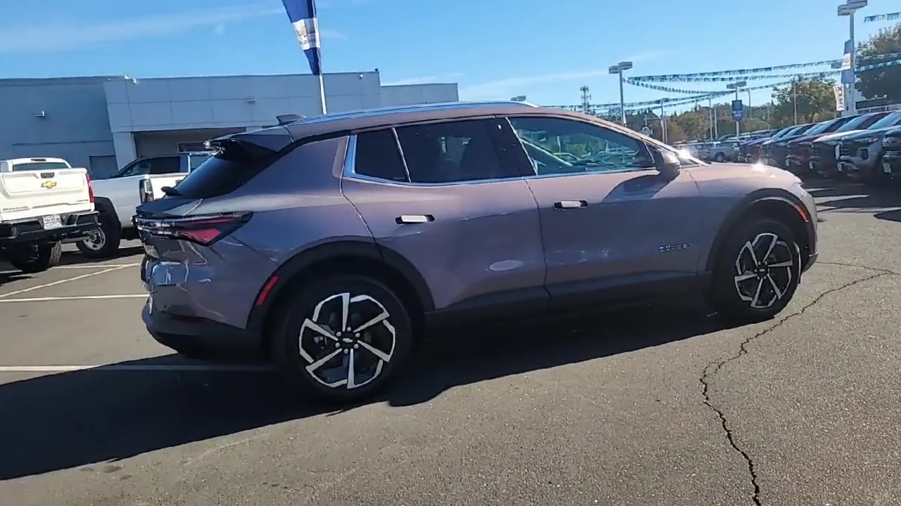 2026 Chevrolet Equinox EV LT