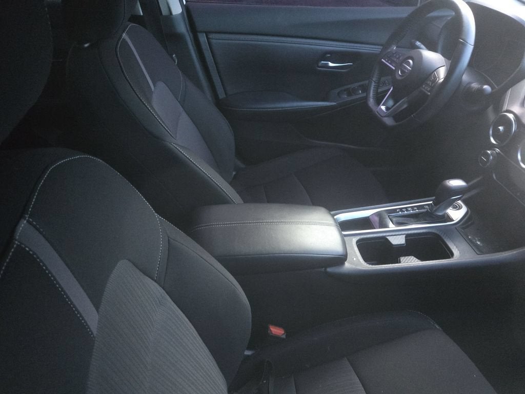 2023 Nissan Sentra SV Xtronic CVT