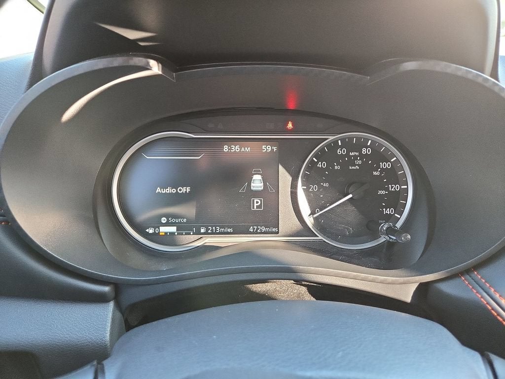 2025 Nissan Versa 1.6 SR