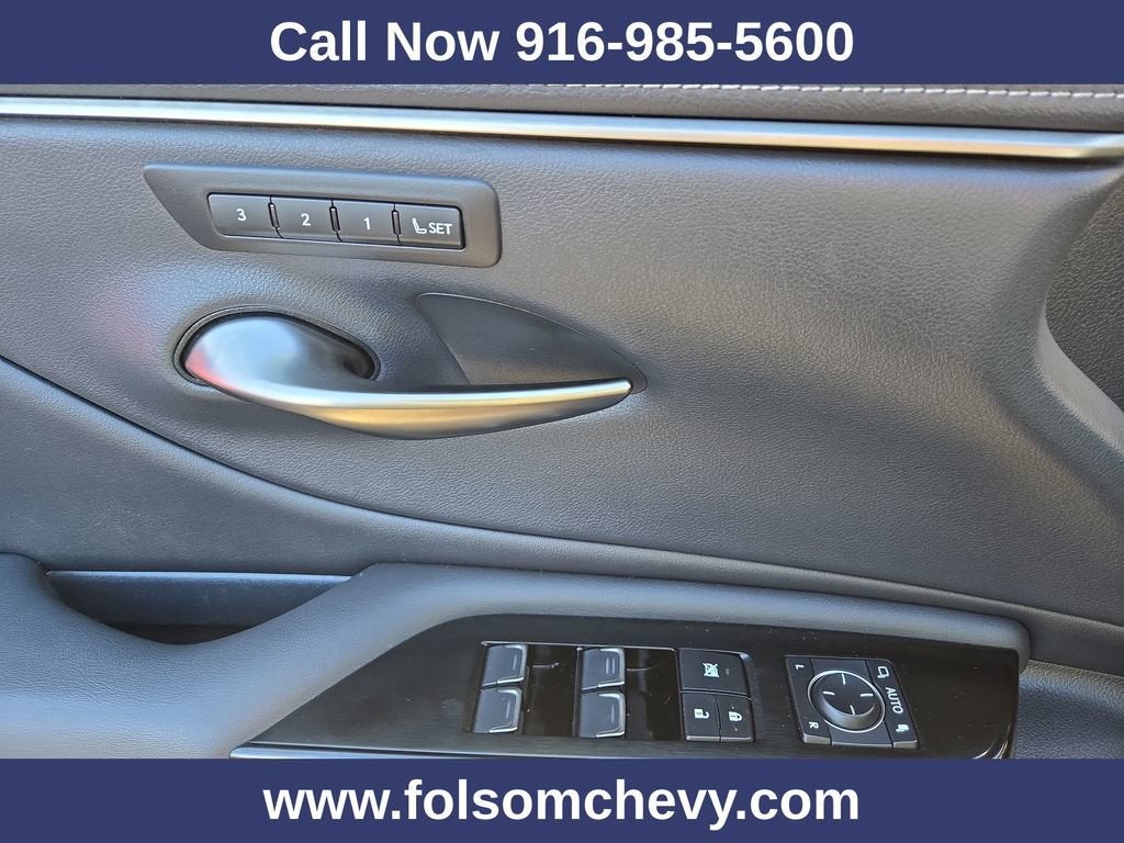 2022 Lexus ES 300h ES 300h