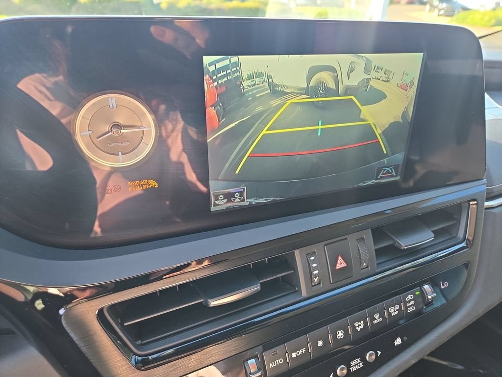 2022 Lexus ES 300h ES 300h