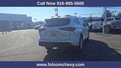 2022 Toyota Highlander LE