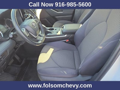 2022 Toyota Highlander LE