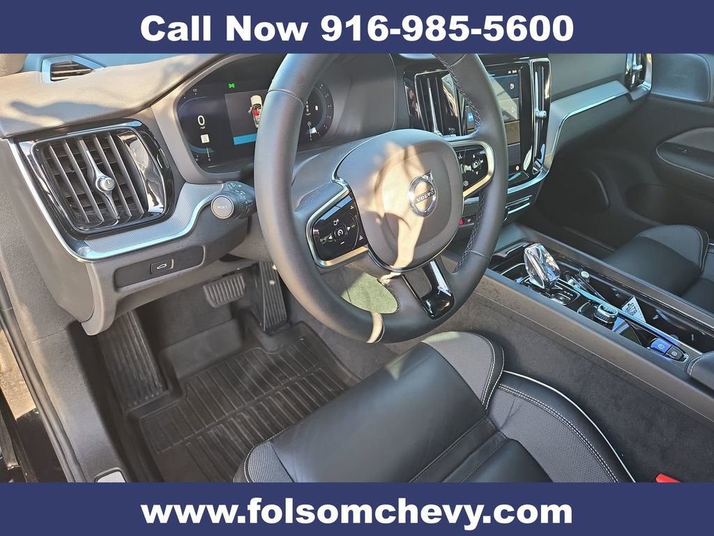 2024 Volvo S60 B5 Plus Black Edition