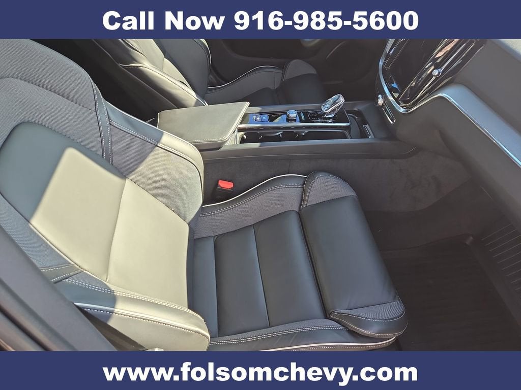 2024 Volvo S60 B5 Plus Black Edition