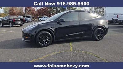 2023 Tesla Model Y Long Range