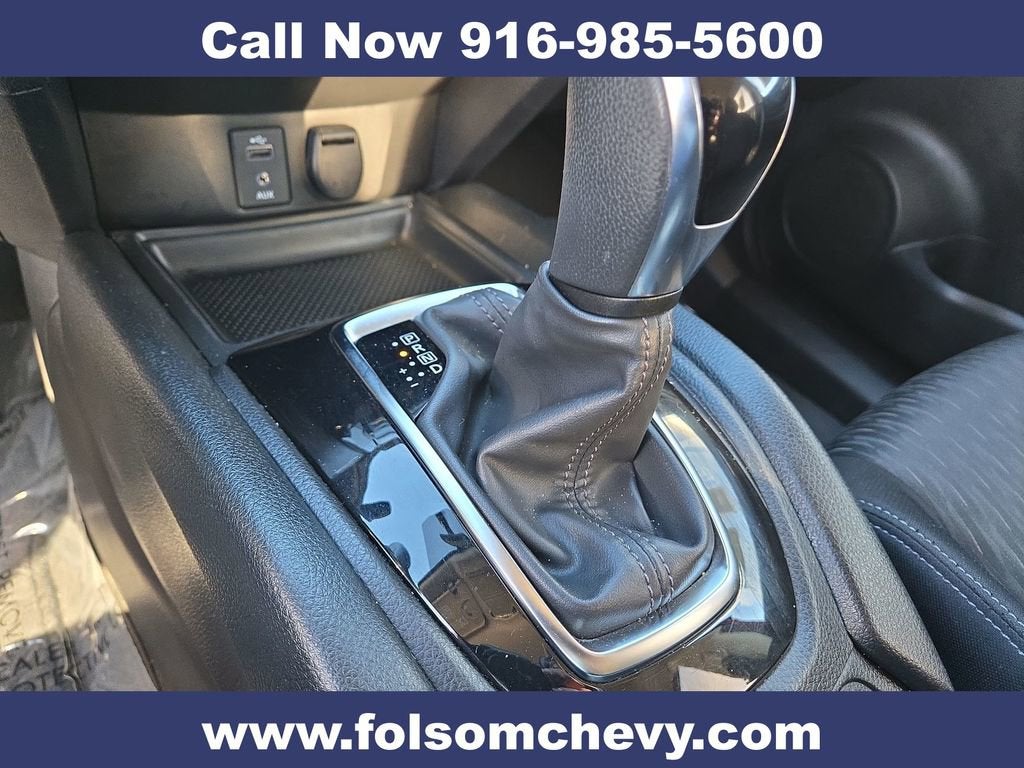 2017 Nissan Rogue SV