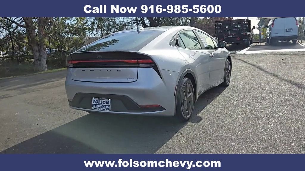 2025 Toyota Prius LE