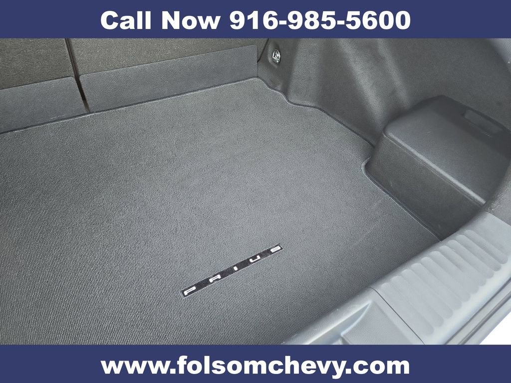 2025 Toyota Prius LE