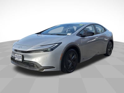 2025 Toyota Prius LE