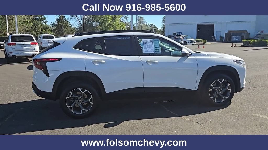 2024 Chevrolet Trax LT