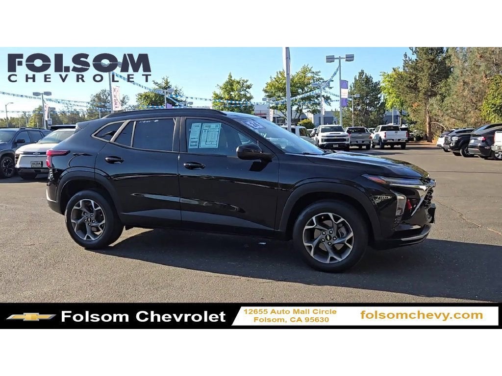2024 Chevrolet Trax LT