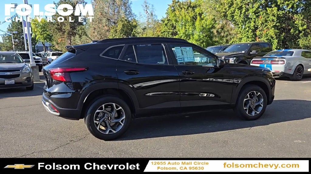 2024 Chevrolet Trax LT